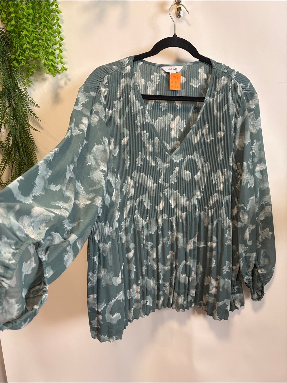Nine West Teal and White Pleated Blouse